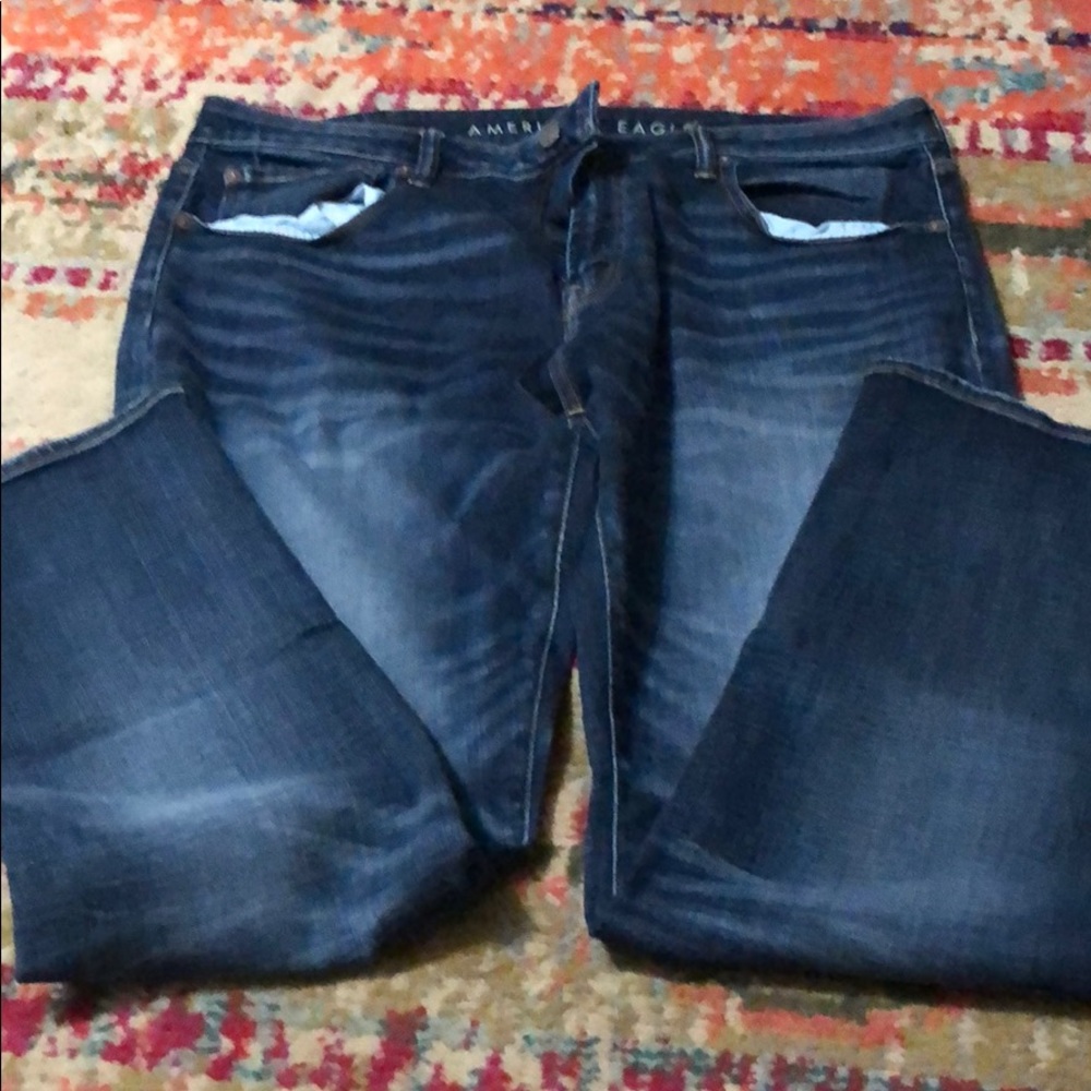 American Eagle 🦅 dark wash Athletic 38